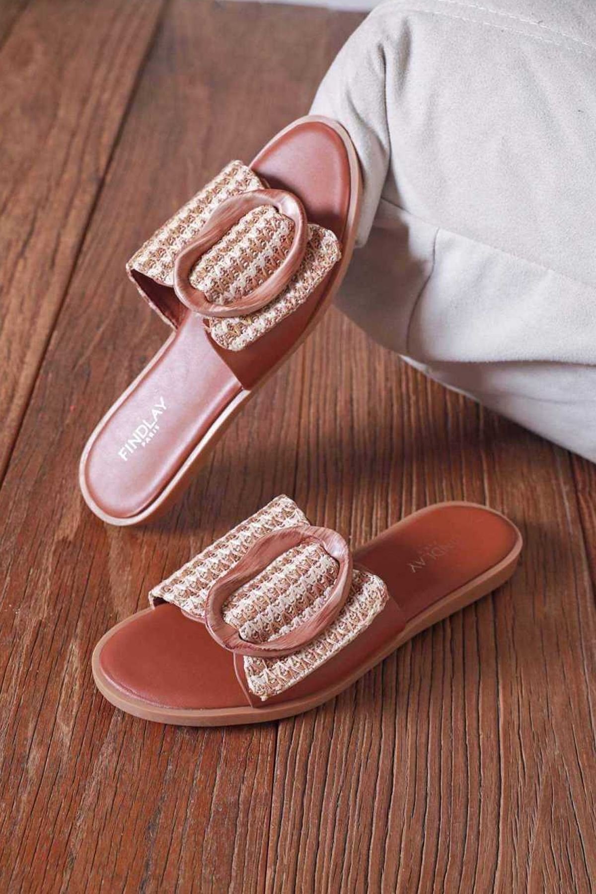 Buckle Detail Open Toe Flat Slider