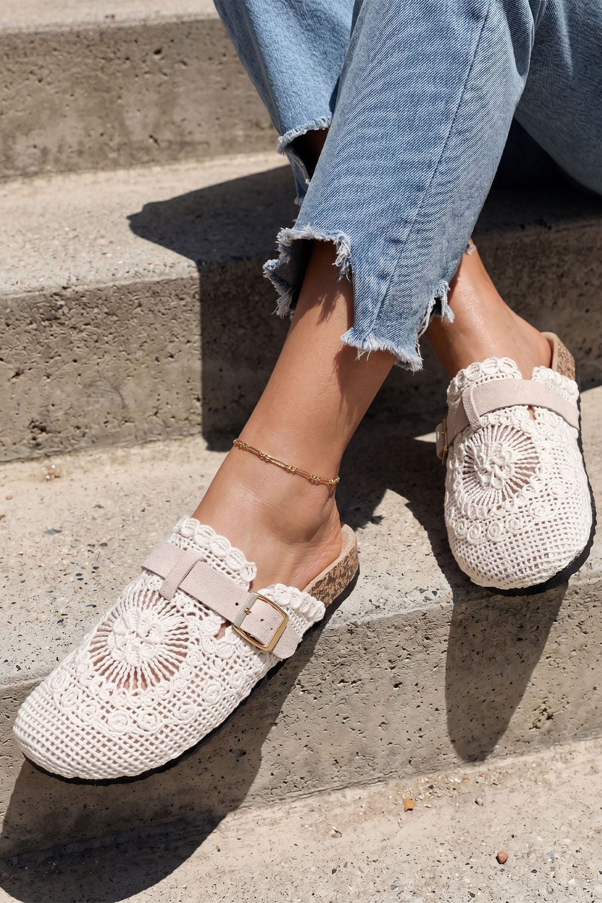 Crochet Buckle Strap Flat Shoes